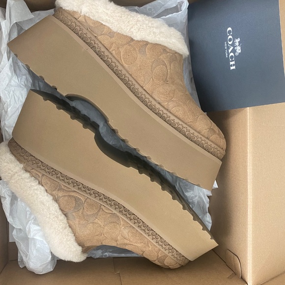 NEW* Coach - Cecilia Clog in Signature Suede - Picture 2 of 4